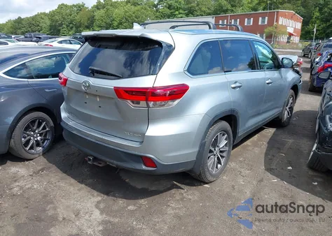 2019 Toyota Highlander Xle z USA, uszkodzony, nr VIN 5TDJZRFH7KS605483